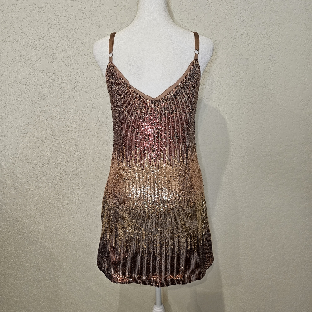 Skies Are Blue Metallic Bronze Top - Picture 4 of 9